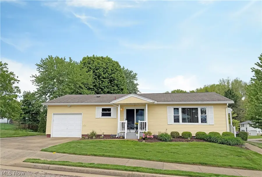 502 Wise Se Avenue, North Canton, OH 44720 - #2