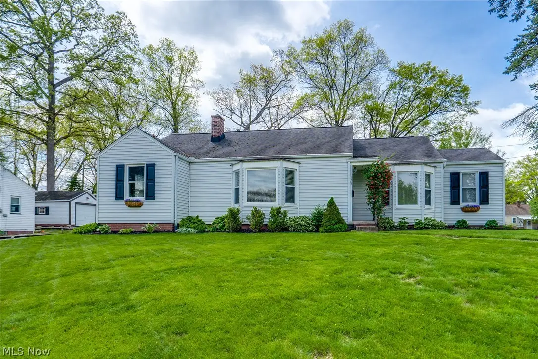 1307 Plymouth Nw Street, Massillon, OH 44646 - #1