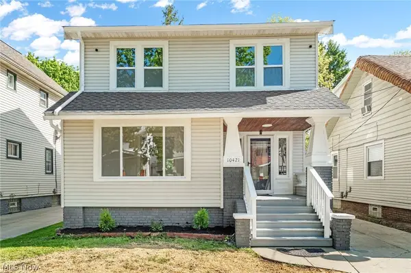10421 Linnet Avenue, Cleveland, OH 44111