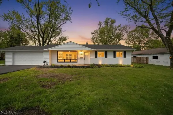 8454 Royalhaven Drive, North Royalton, OH 44133