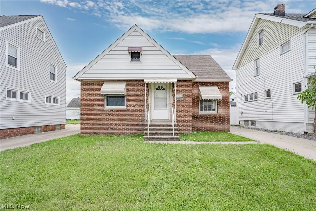 10800 Vernon Avenue, Garfield Heights, OH 44125 - #1