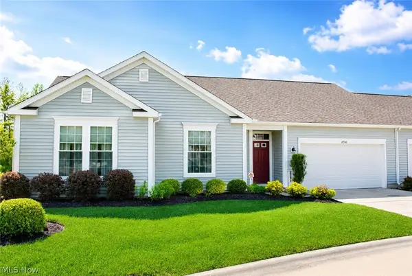 8700 Wakefield Run, North Ridgeville, OH 44039