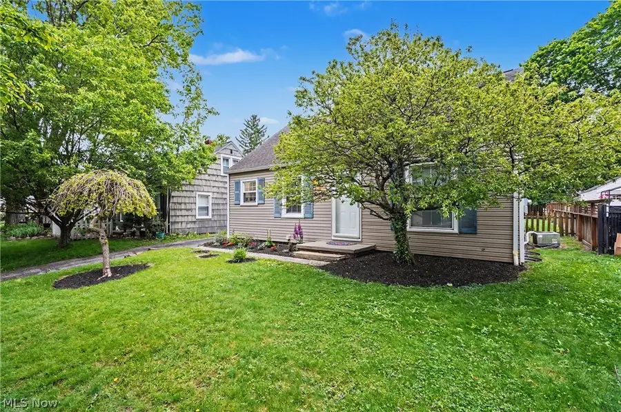 131 Sheldon Drive, Akron, OH 44313 - #3