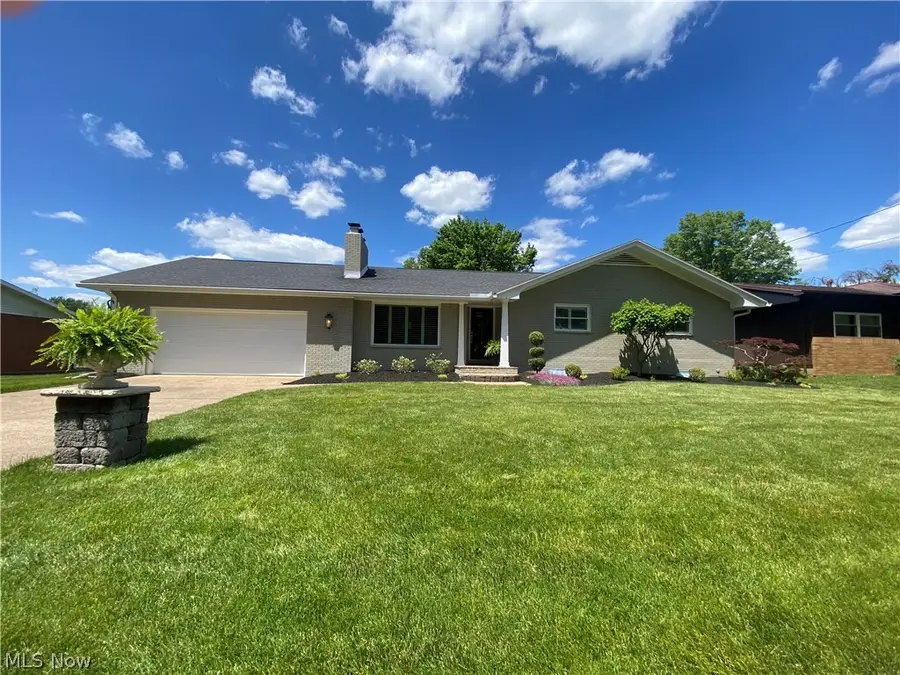 4807 10th Avenue, Vienna, WV 26105 - #3