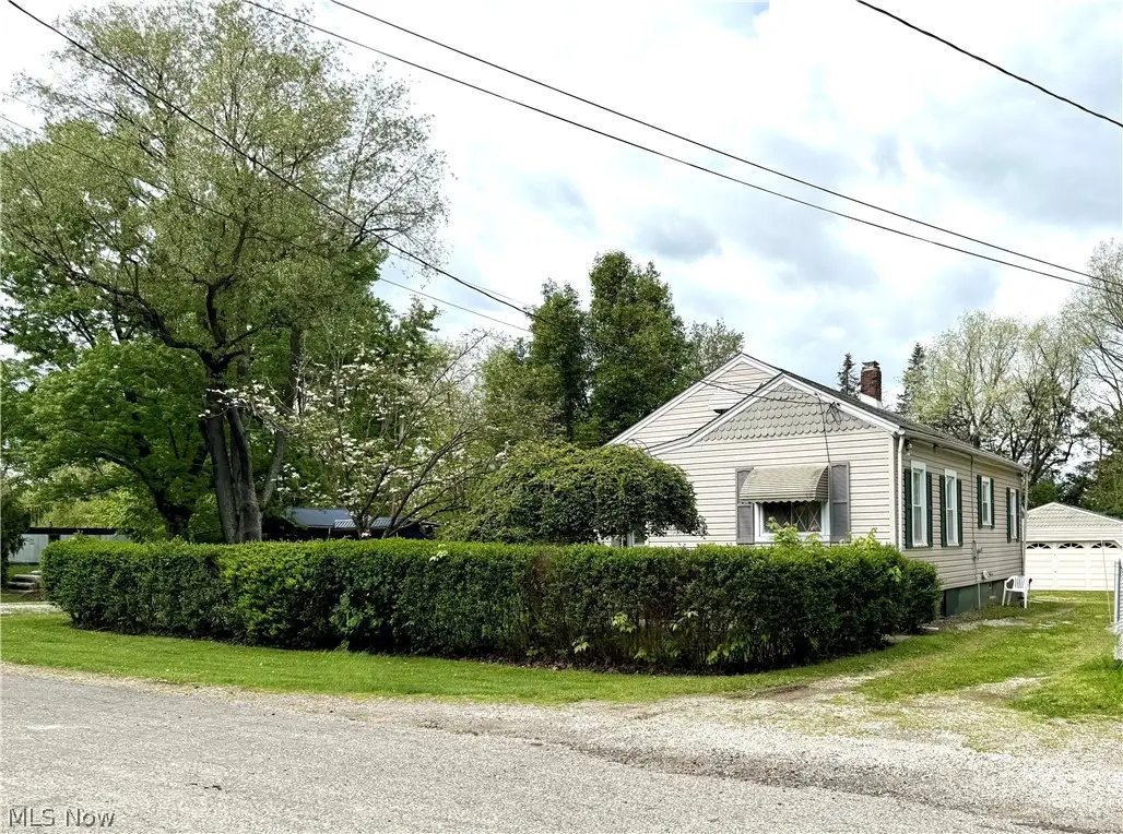 642 Alta Vista Avenue, Akron, OH 44312 - #1