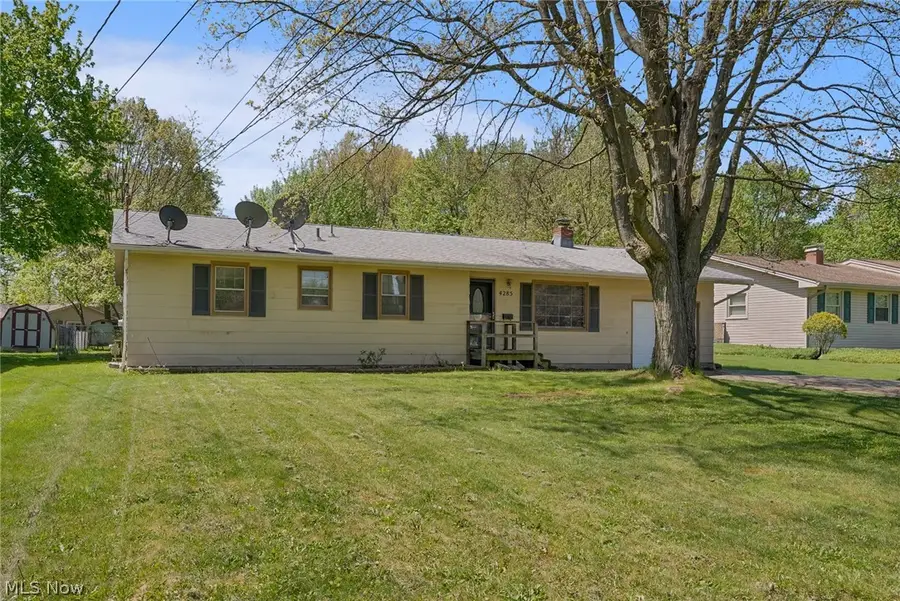 4285 Kerrybrook Drive, Youngstown, OH 44511 - #3