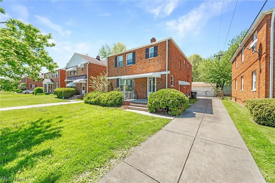 414 E 222nd Street, Euclid, OH 44123 - #2