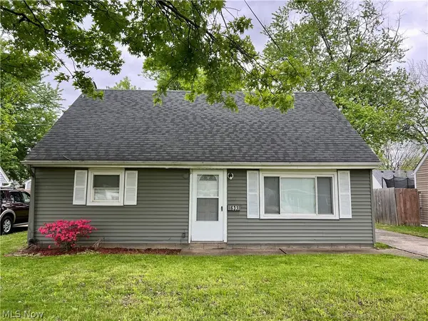 633 Blossom Drive, Lorain, OH 44052