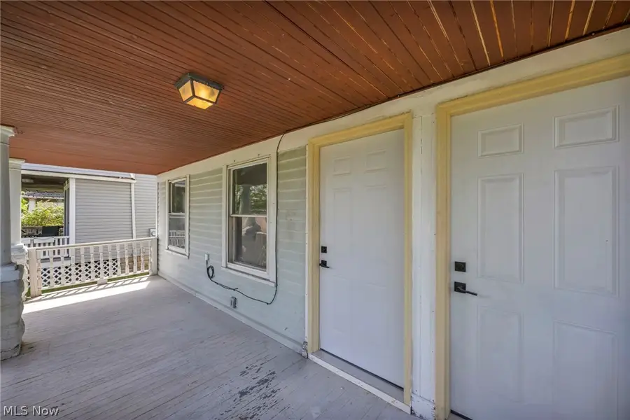 1516 W 116th Street, Cleveland, OH 44102 - #2