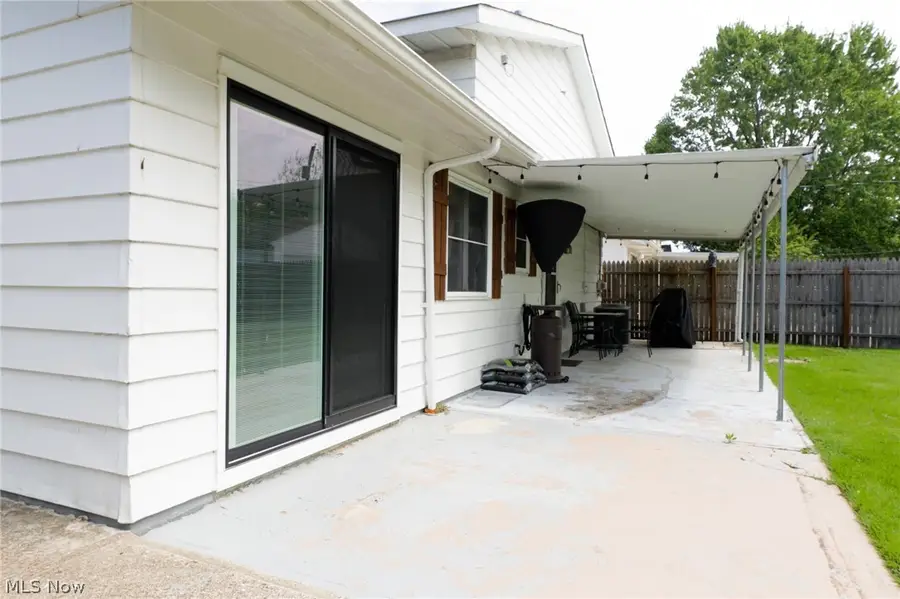 4202 Holl Avenue, Sheffield Lake, OH 44054 - #3