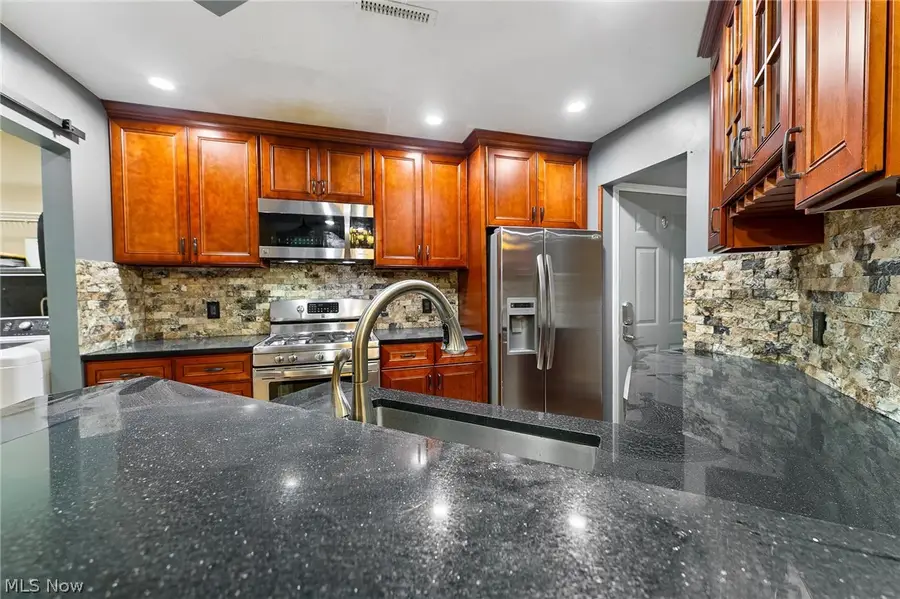 1303 Red Tail Hawk Court, Boardman, OH 44512 - #2