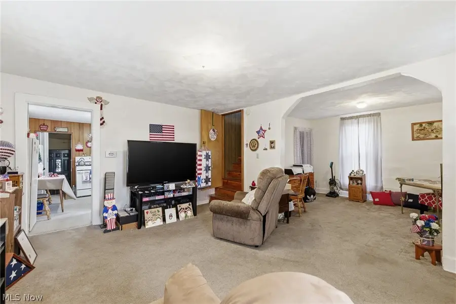 407 Phillips Avenue, Ashland, OH 44805 - #3