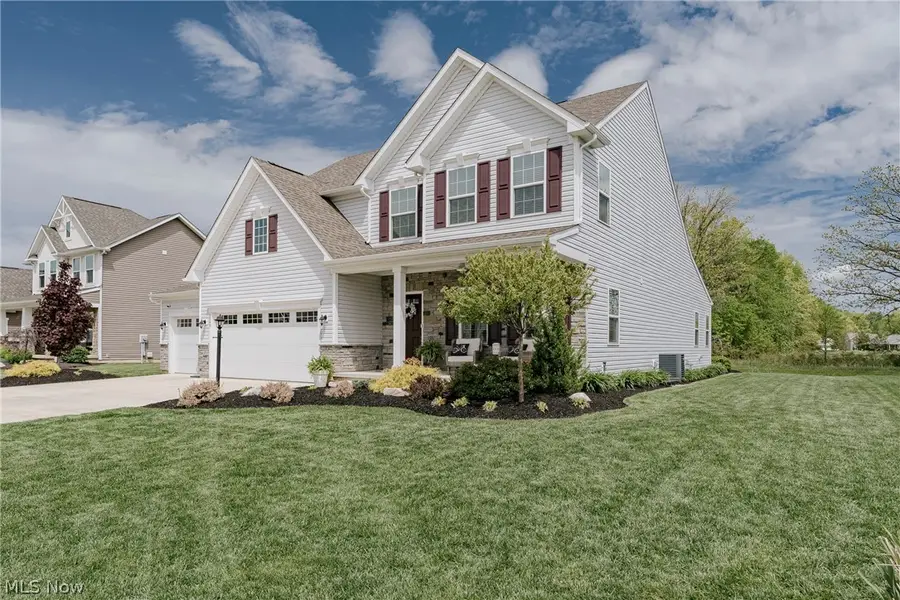 9049 Winfield Lane, North Ridgeville, OH 44039 - #2