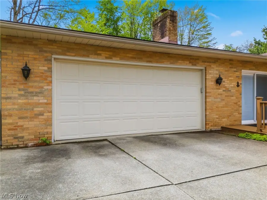 5080 Shamrock Nw Avenue, North Canton, OH 44720 - #3