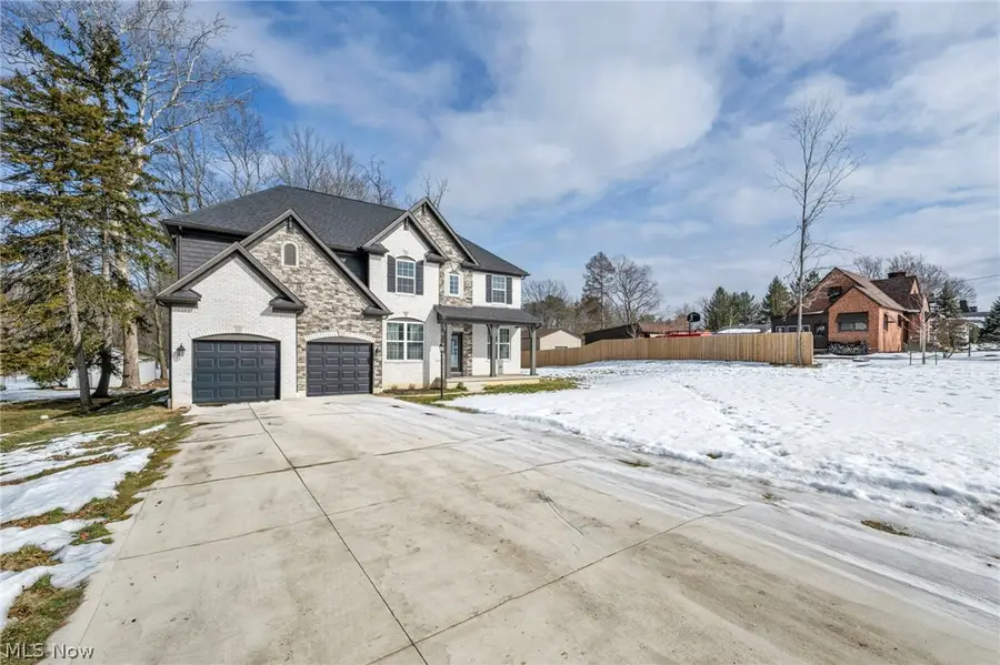 19736 Westwood Drive, Strongsville, OH 44149 - #3