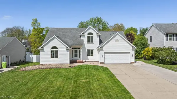 456 Helena Drive, Tallmadge, OH 44278