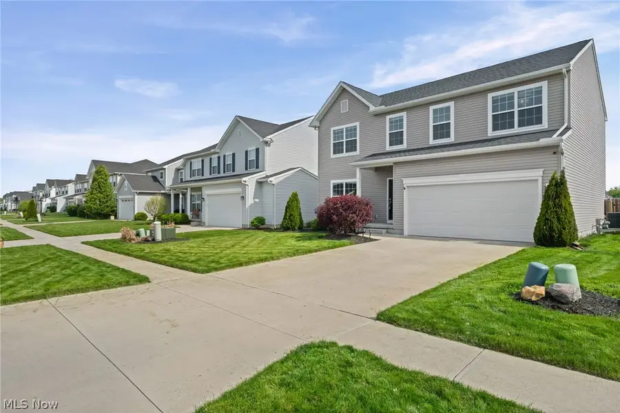 37272 Sandy Ridge Drive, North Ridgeville, OH 44039 - #2