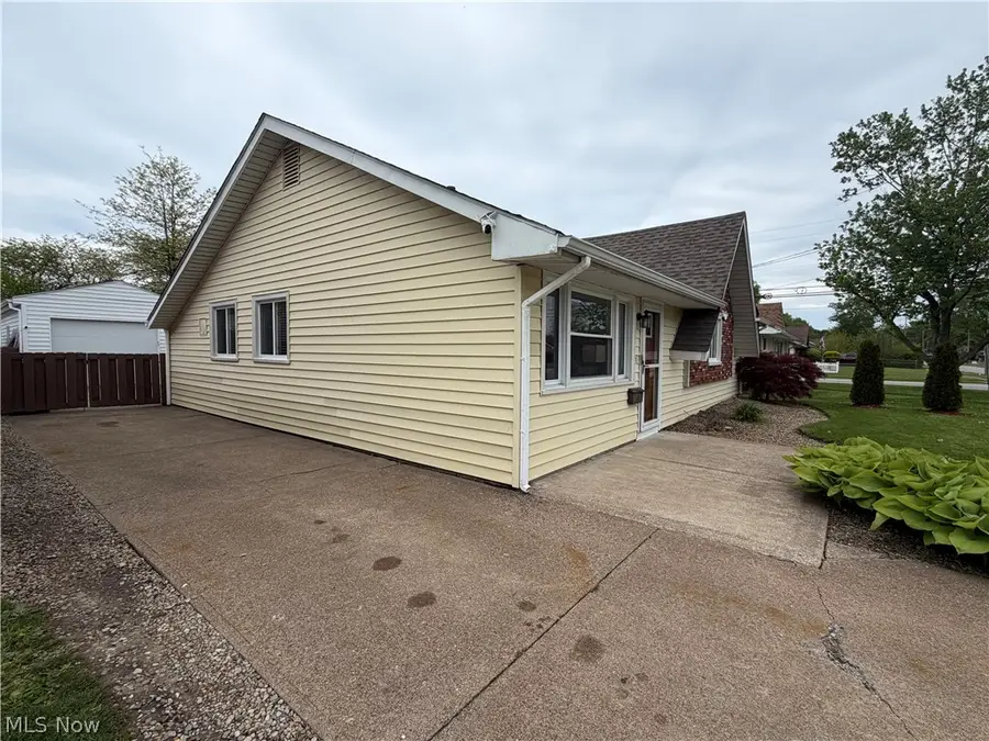 4219 Brockley Avenue, Sheffield Lake, OH 44054 - #3