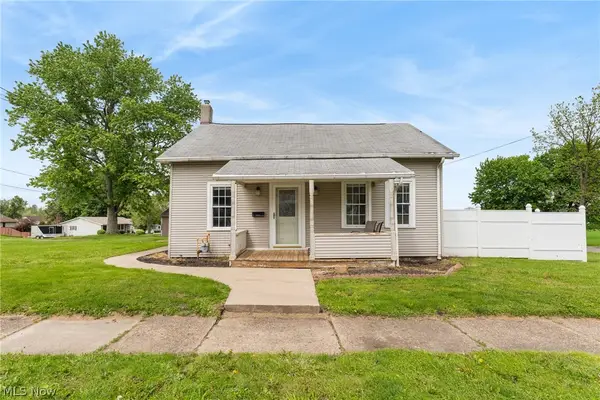2906 Lincoln Nw Way, Massillon, OH 44647