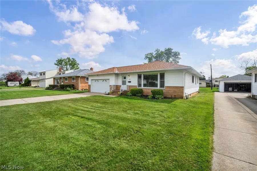 1299 Jackie Lane, Mayfield Heights, OH 44124 - #3