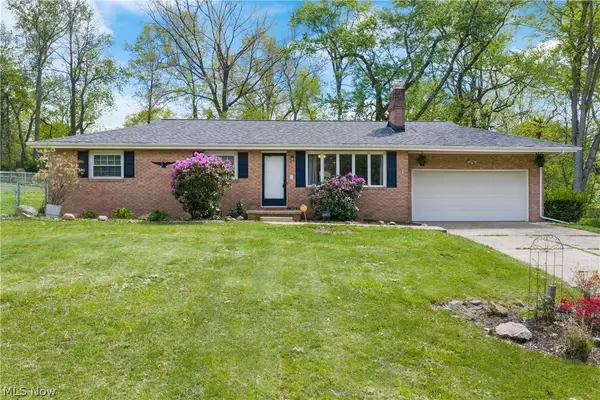 1356 Glennview Ne Street, Canton, OH 44721