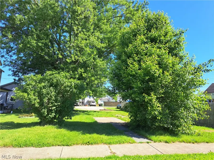 1413 Beckett Avenue, Cambridge, OH 43725 - #2