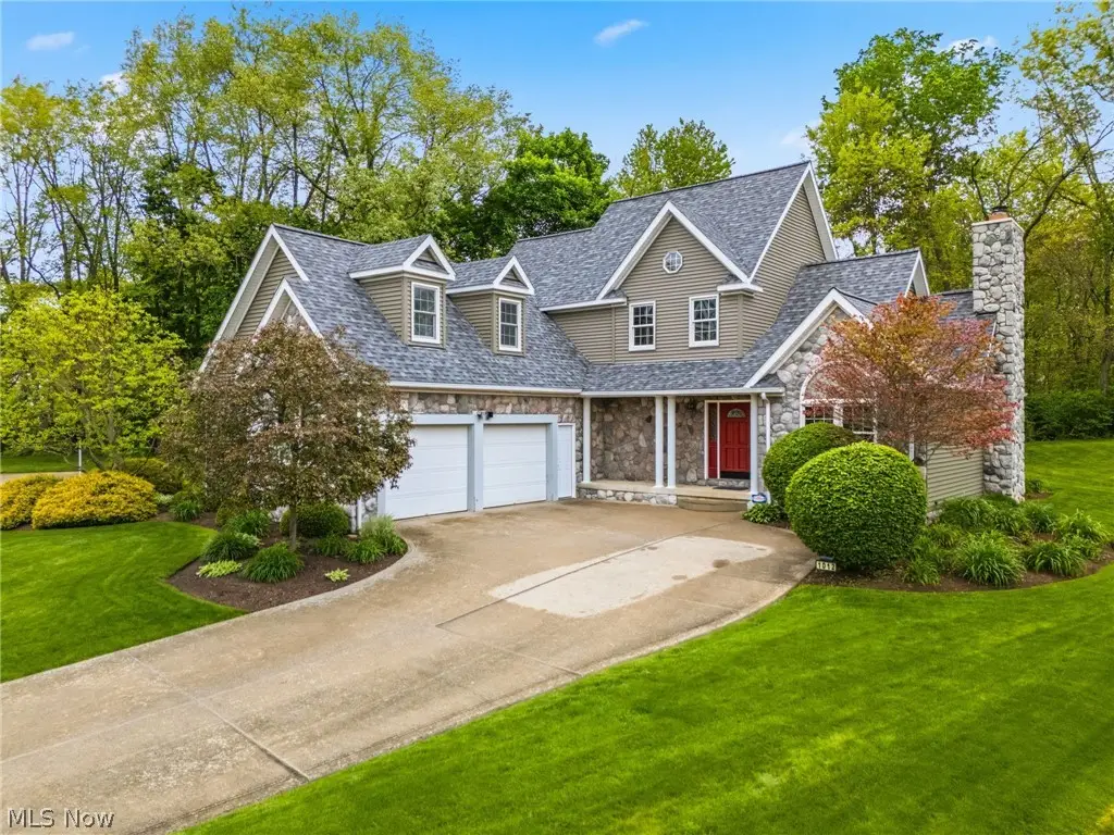 1012 Cloverdale Ne Circle, Massillon, OH 44646 - #1