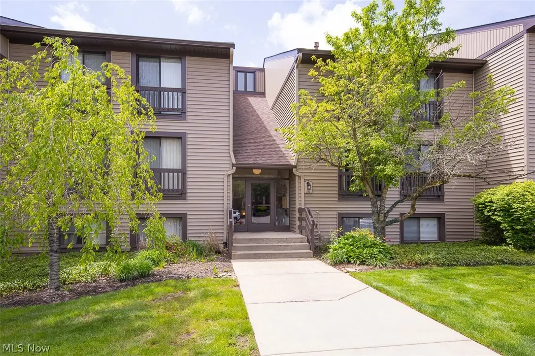 1105 Canyon View Road #204, Sagamore Hills, OH 44067 - #1