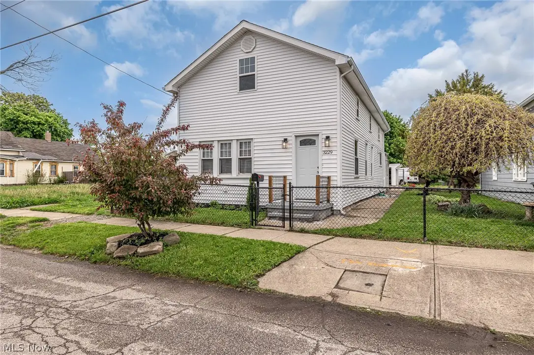 3229 W 52nd Street, Cleveland, OH 44102 - #1