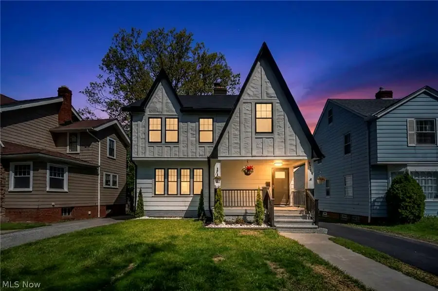 3741 Woodridge Road, Cleveland Heights, OH 44121 - #2