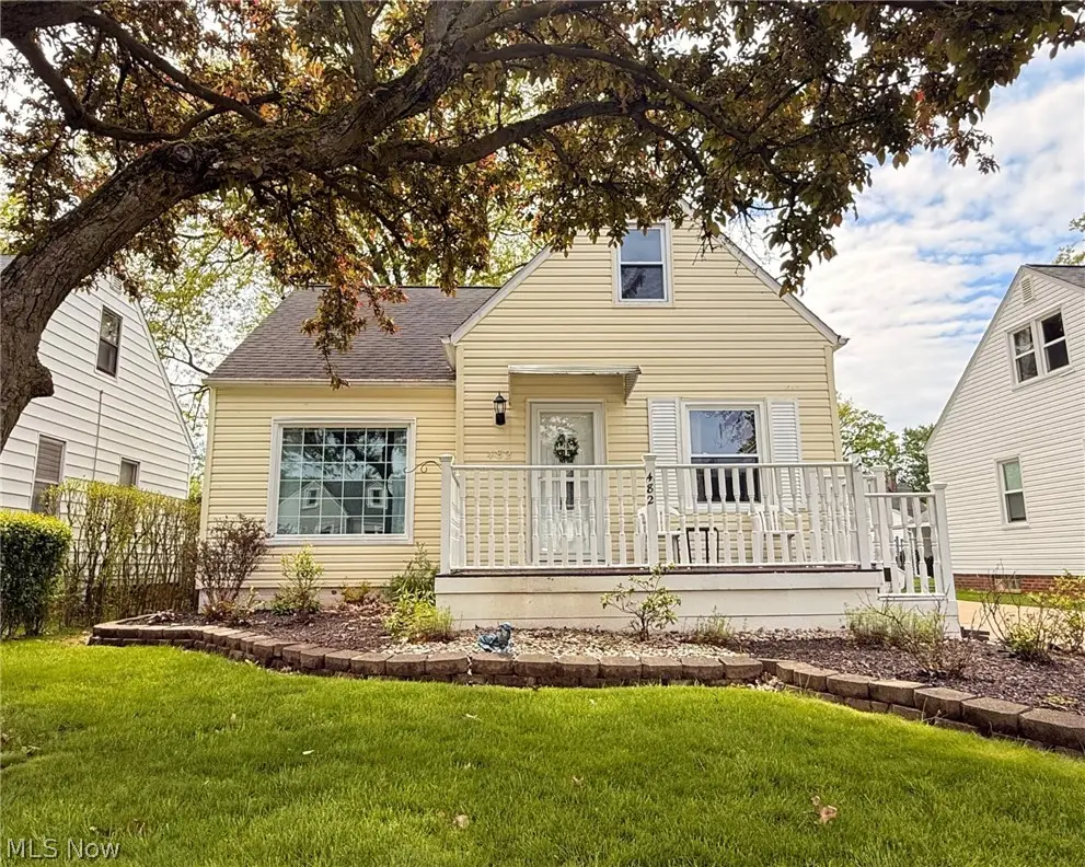 482 E 329th Street, Willowick, OH 44095 - #1