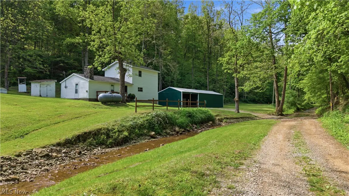 1047 Drift Fork Rd, Elizabeth, WV 26143 - #1