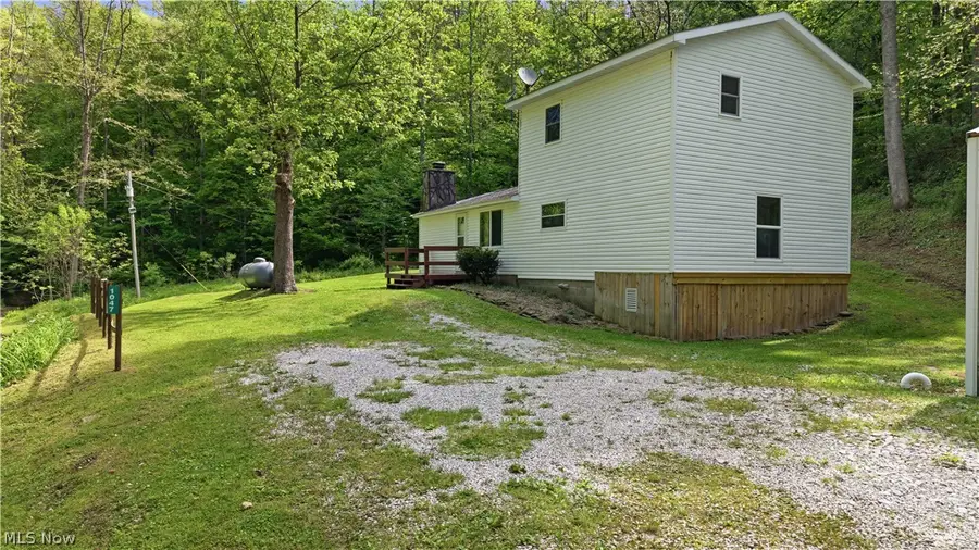 1047 Drift Fork Rd, Elizabeth, WV 26143 - #3