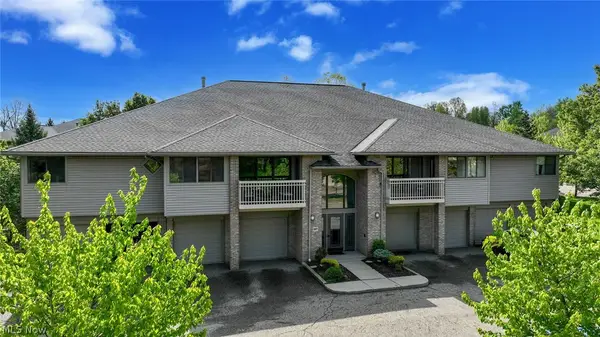 3800 Rosemont Boulevard #107D, Fairlawn, OH 44333