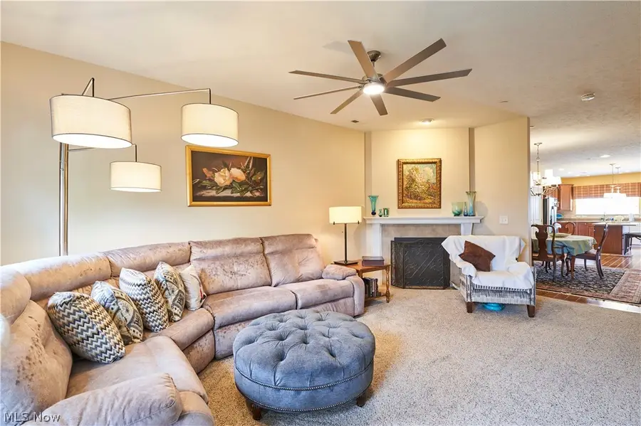 38083 Euclid Avenue #2, Willoughby, OH 44094 - #3