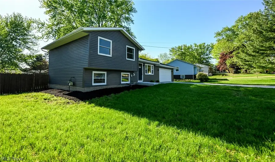 1520 Congress Lake Road, Mogadore, OH 44260 - #3