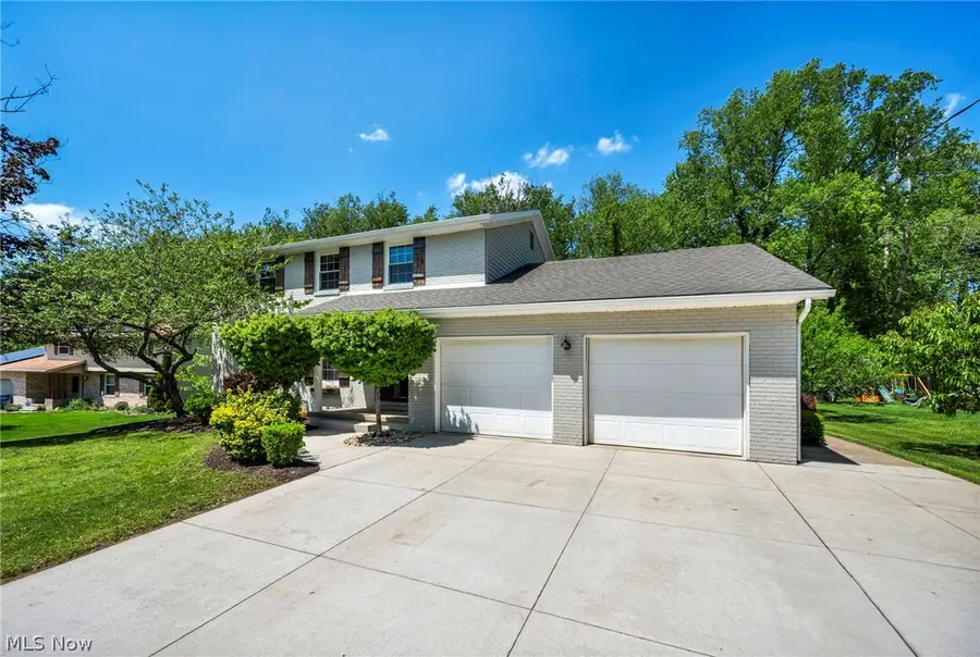 2635 Henrietta Drive, Uniontown, OH 44685 - #3