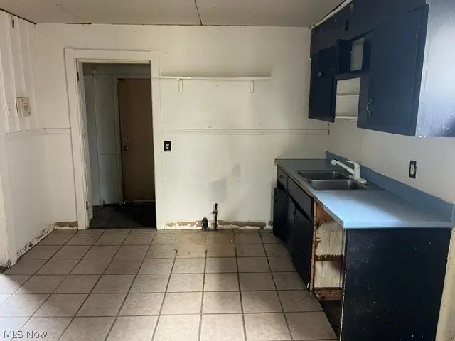 2503 E 29th Street, Lorain, OH 44055 - #3