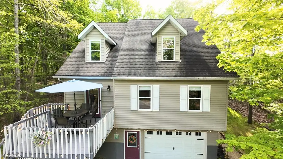 677 Floral Valley E, Howard, OH 43028 - #2