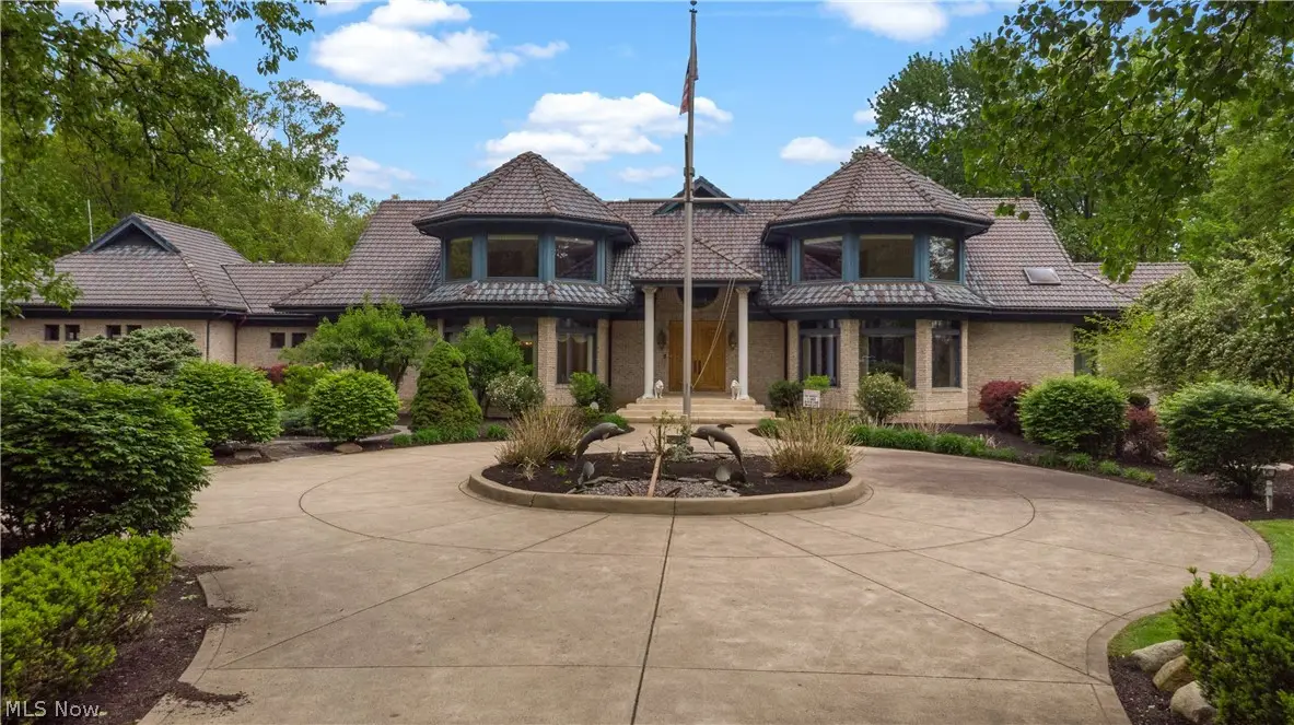 36900 Chester Road, Avon, OH 44011 - #1