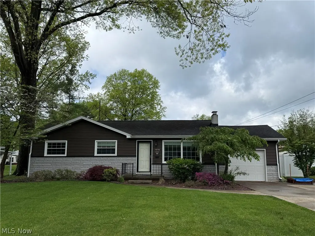 1656 Yolanda Drive, Youngstown, OH 44511 - #1