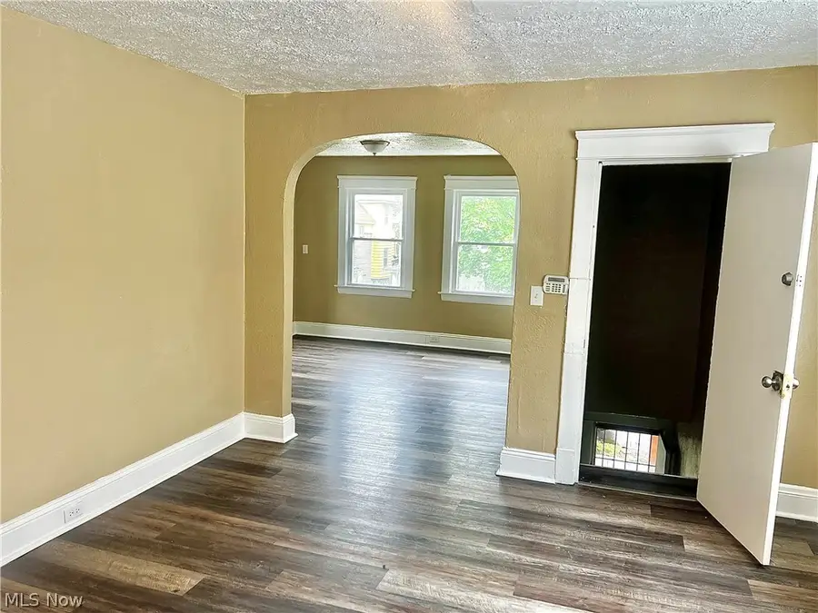 10908 Tacoma Avenue, Cleveland, OH 44108 - #3