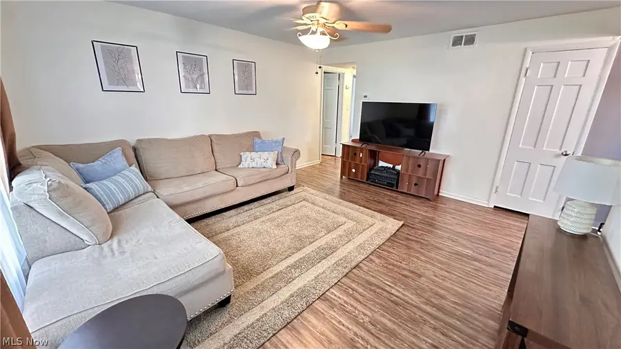 1206 Genesee Avenue, Mayfield Heights, OH 44124 - #3