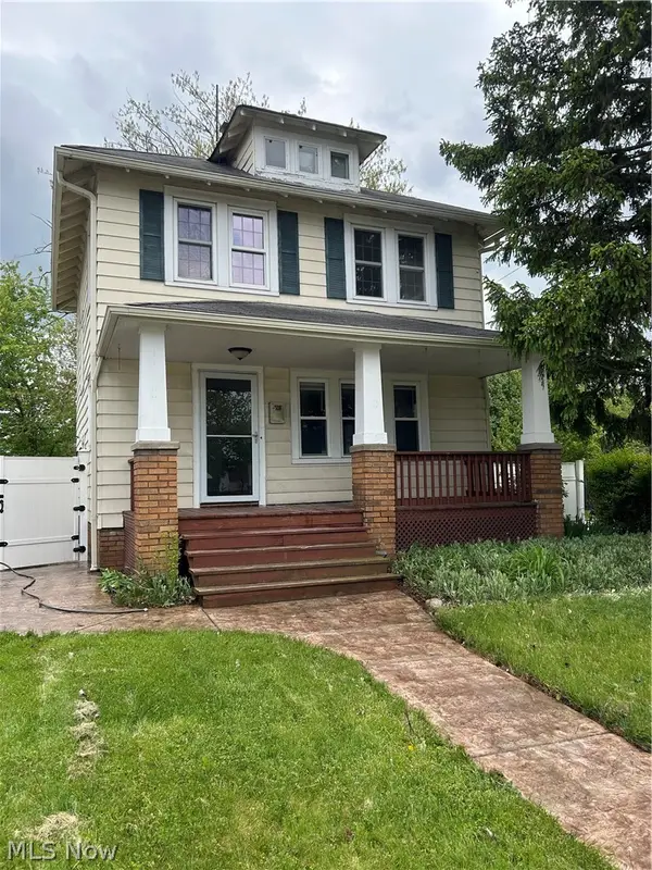 5911 Velma Avenue, Parma, OH 44129