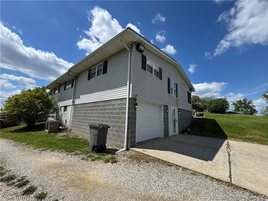 54837 High Ridge Road, Bellaire, OH 43906 - #2