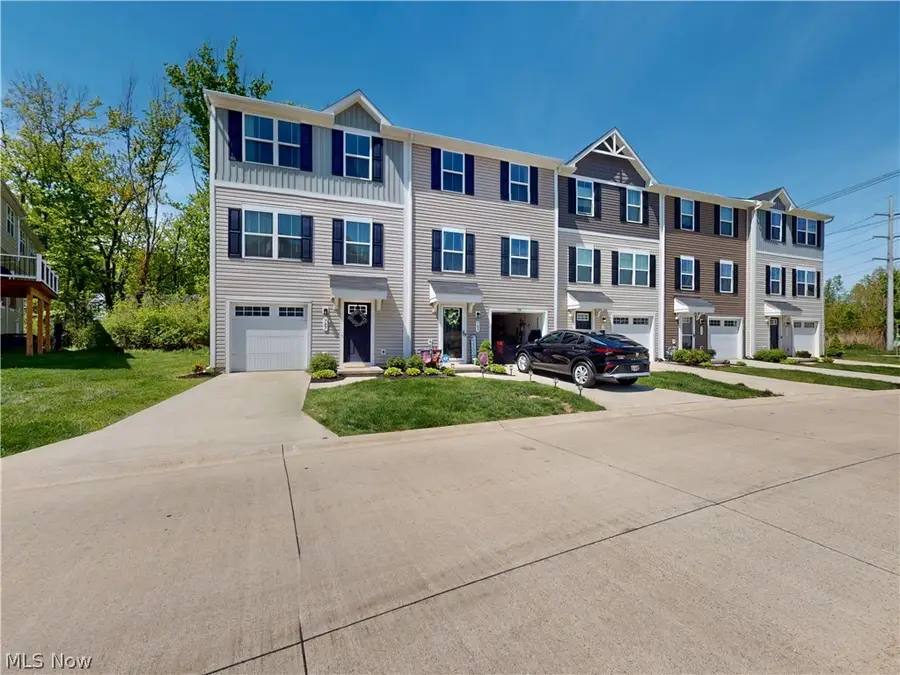 787 Pine Spring Drive, Painesville, OH 44077 - #2