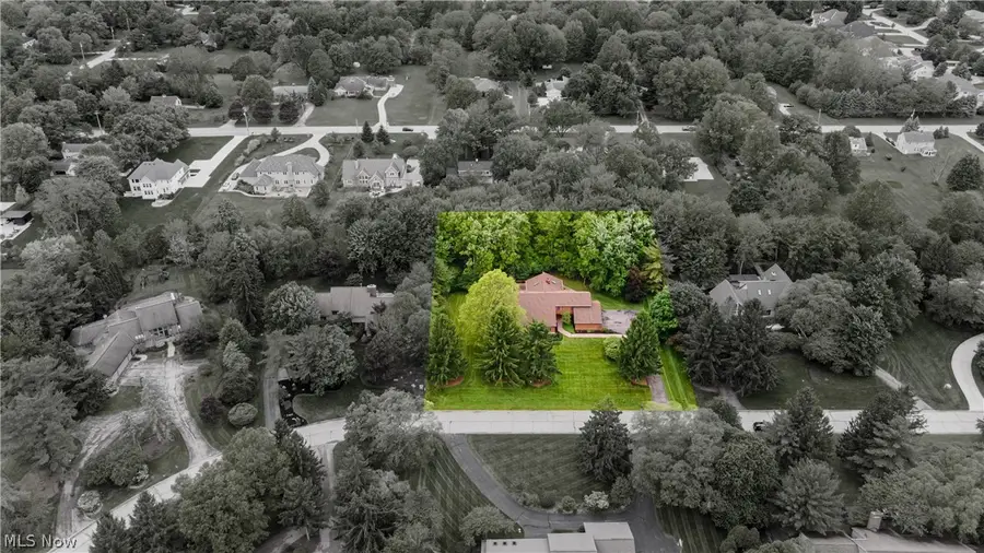 2626 Fairwood Drive, Pepper Pike, OH 44124 - #3