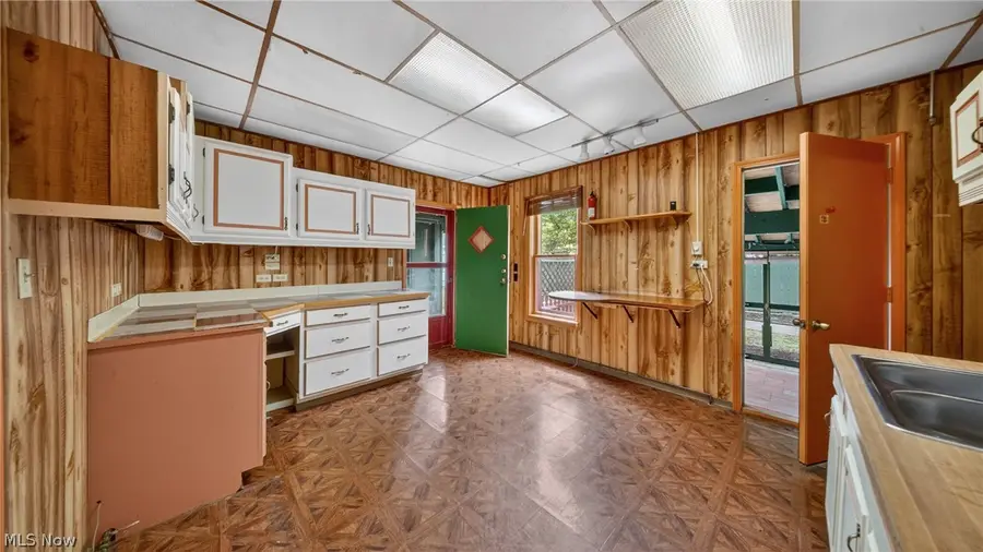 1320 W 87th Street, Cleveland, OH 44102 - #3