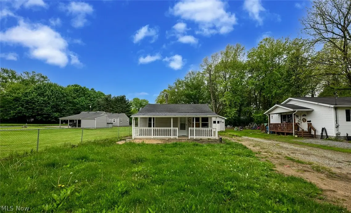 916 Abington Road, Akron, OH 44312 - #1
