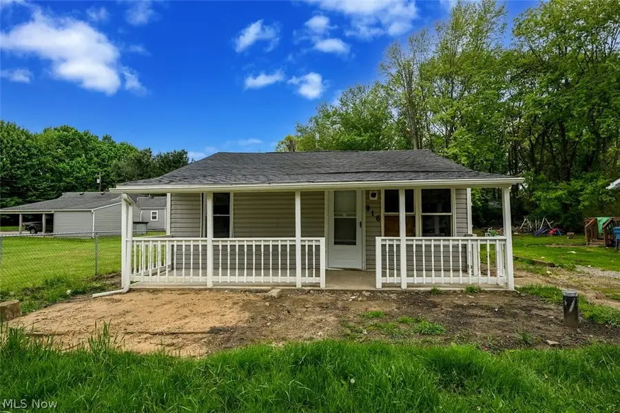 916 Abington Road, Akron, OH 44312 - #2